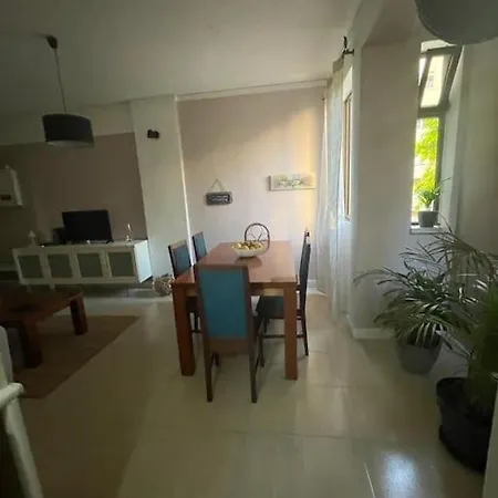 Daloba House