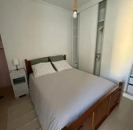 Апартаменты Daloba House Кошта-да-Капарика